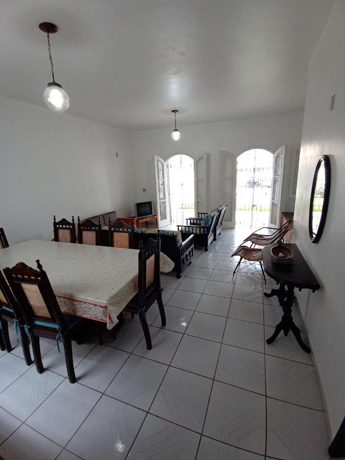 ウバトゥバ Casa Praia Grande Com Churrasqueiraヴィラ エクステリア 写真