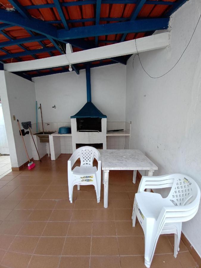 ウバトゥバ Casa Praia Grande Com Churrasqueiraヴィラ エクステリア 写真
